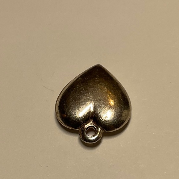 Sterling Silver Solid Heart Shaped Charm / Pendant. 3/4” high - Picture 3 of 4